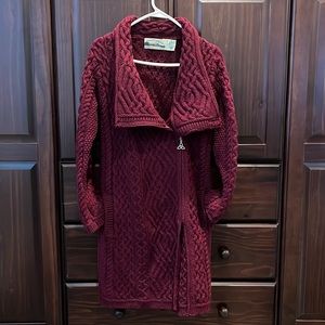 Ireland 100% Merino Wool Maroon Sweater size Small